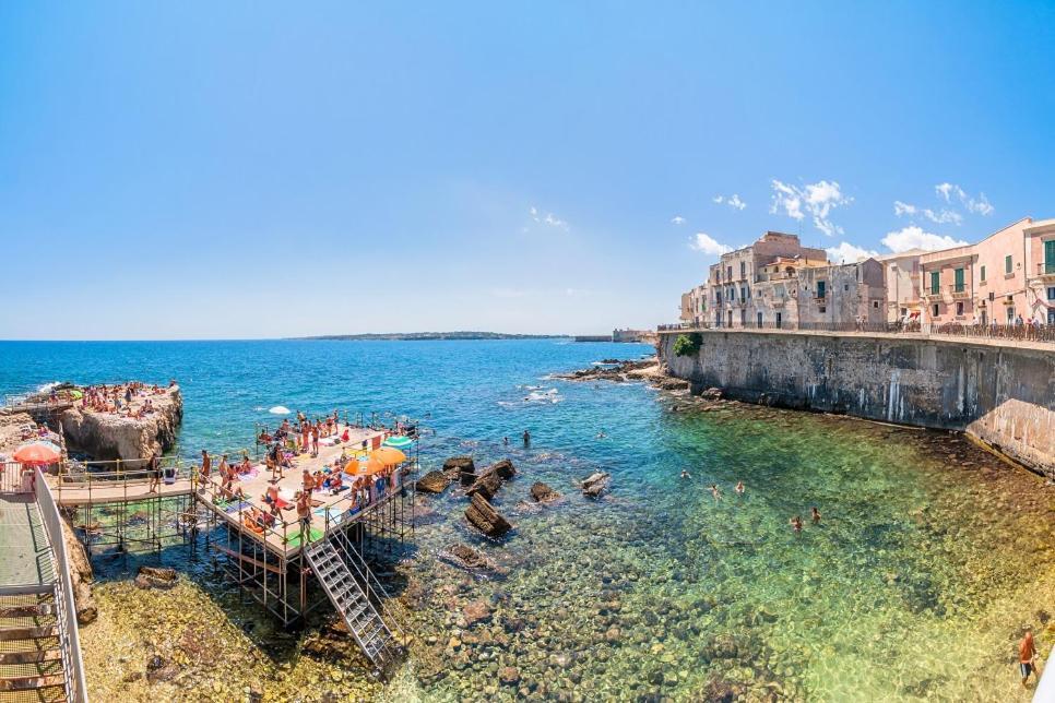 Apartmán Terrazza Dei Mori - Seaview Terrace In Ortigia Syracuse Exteriér fotografie