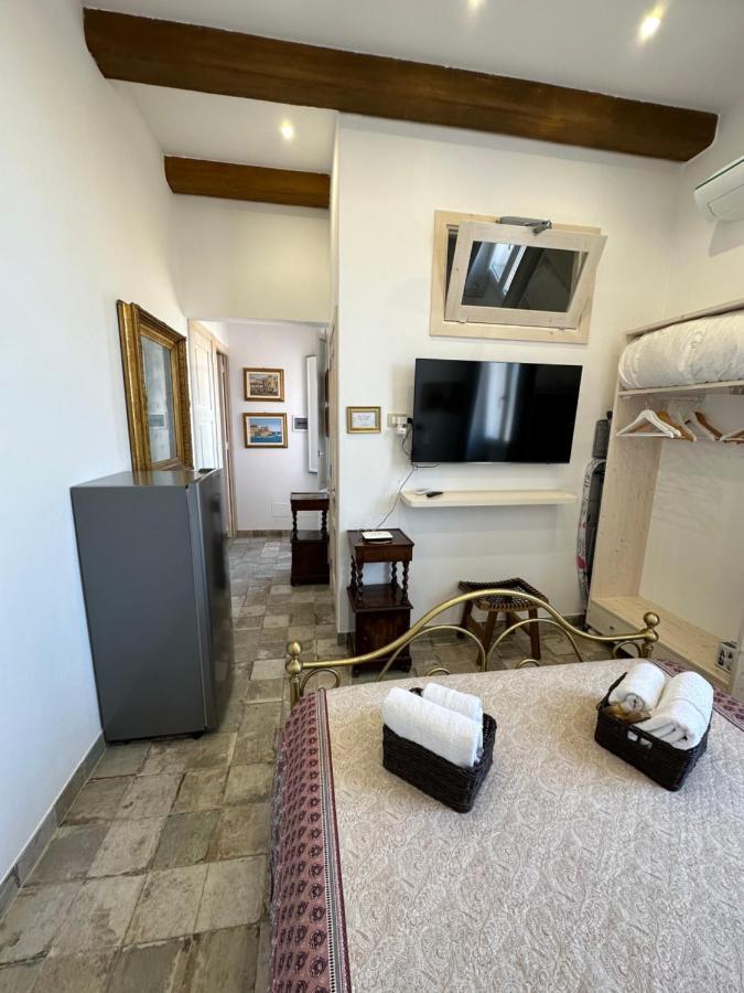 Apartmán Terrazza Dei Mori - Seaview Terrace In Ortigia Syracuse Exteriér fotografie